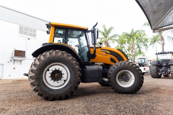 Valtra BH 224 Hitech - Imagem 5