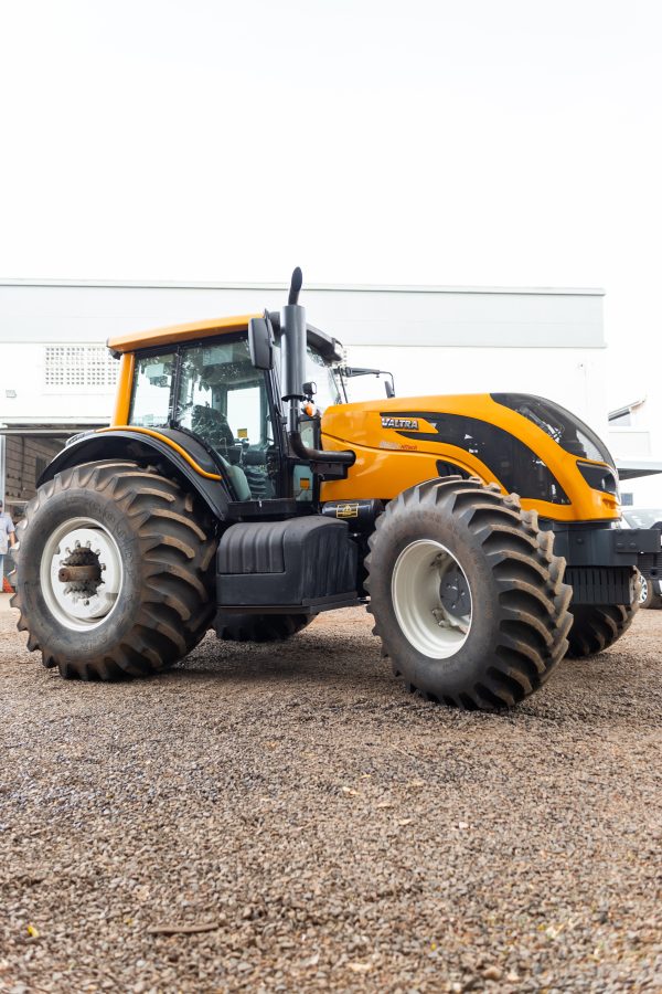 Valtra BH 224 Hitech - Imagem 6