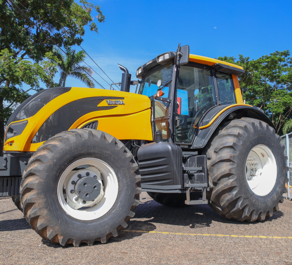 Valtra BH 224 - Image 4