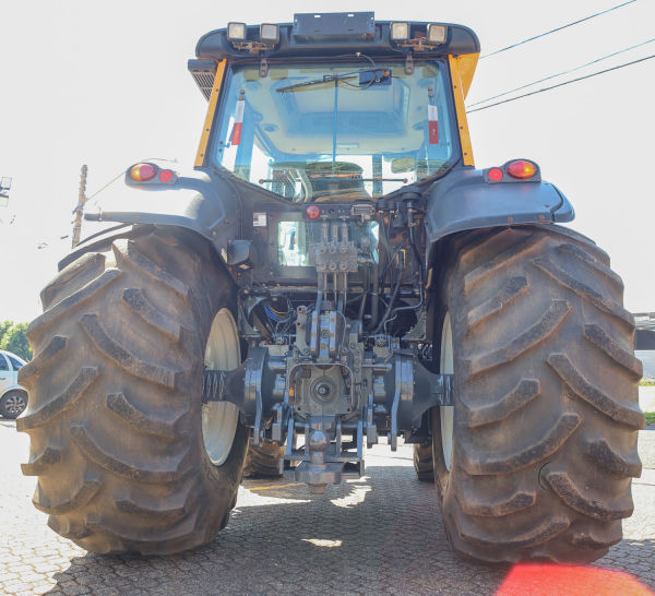 Valtra BH 224 - Image 5