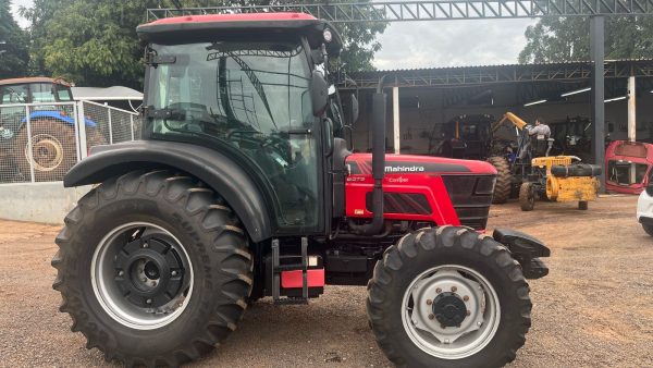 Trator Mahindra 6075 Seminovo