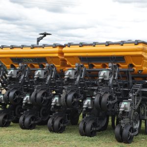 Plantadeira Valtra Hitech BP1005